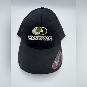 Mossy Oak Black Cap with Logo